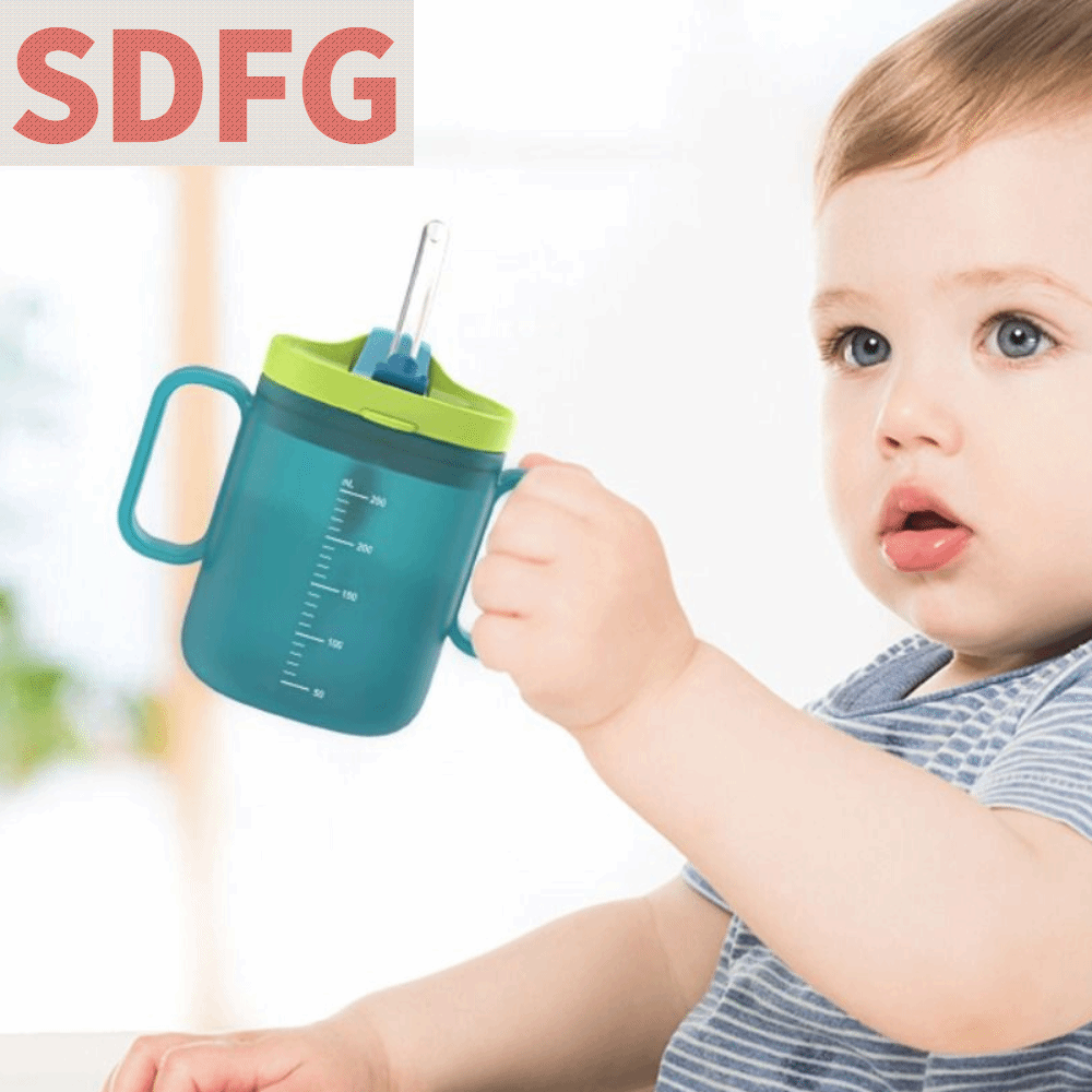 SDFG ป้องกันการรั่วไหล ถ้วยน้ำดื่มสำหรับเด็ก 3ใน1 เรียนรู้การดื่ม ถ้วยป้อนอาหารเด็ก นำกลับมาใช้ใหม่ได้ พร้อมฝาปิดฟาง ถ้วยนมสำหรับเด็กเล็ก ความช่วยเหลือในการให้อาหาร ราคา 361 บาท*ส่งฟรี