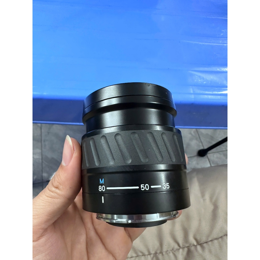 Minolta AF 35-105 f4-5.6 zoom lens ngoại hình đẹp