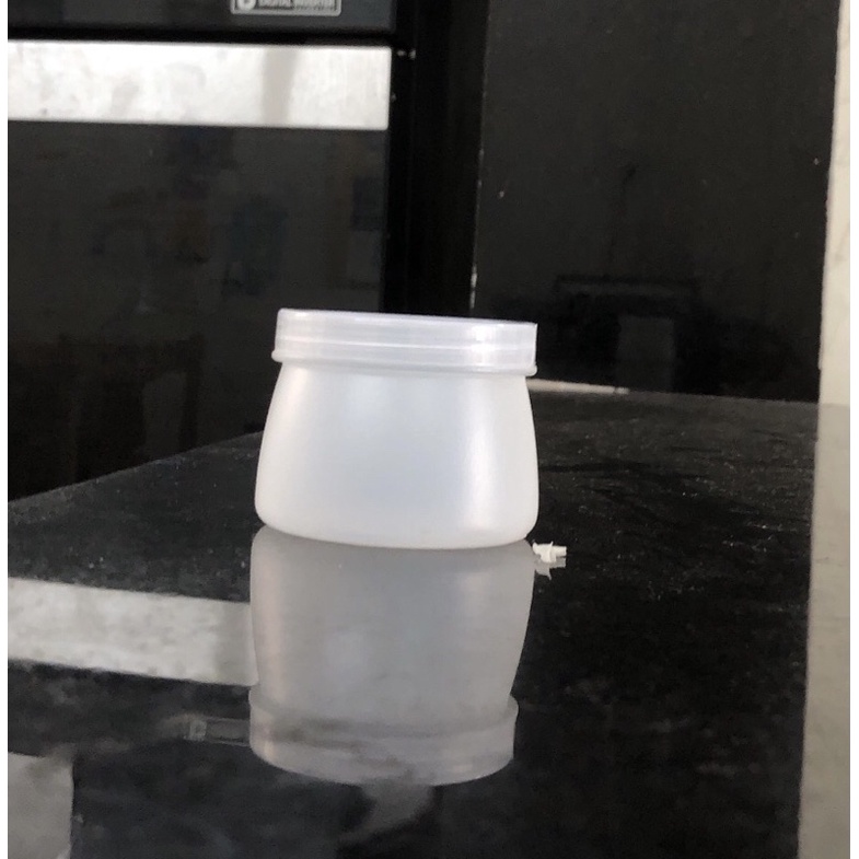1 hũ sữa chua 100 ml