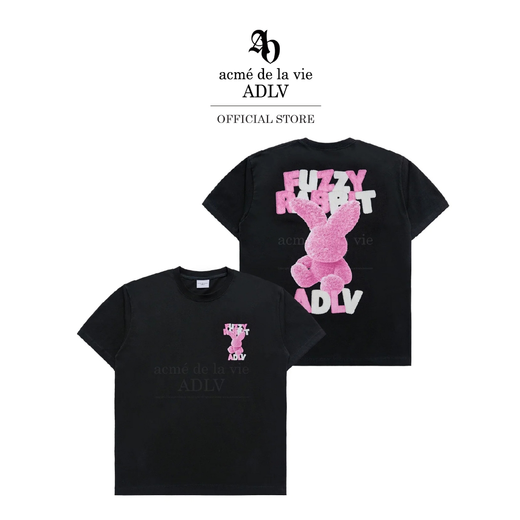 ADLV [acme de la vie] เสื้อยืด Oversize รุ่น Fuzzy Font Rabbit Short Sleeve T-Shirt Black (50181SFRSSU_U4BKXX) ราคา 2,500 บาท*ส่งฟรี