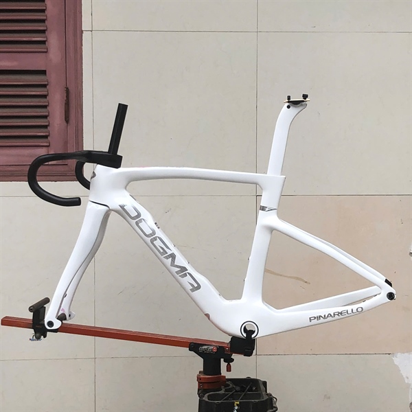 1:1 - Khung road carbon Pi.na F phanh đĩa mẫu mới chạy group điện