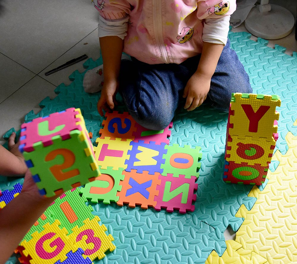 Bọt xốp EVA Thảm xếp hình trẻ em của thảm với bảng lồng vào nhau môi trường gạch mềm Tatami trẻ em Thảm bé Thảm chơi 36pcs 14cm