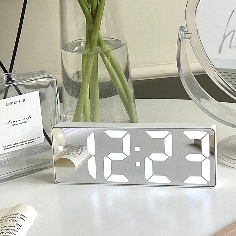 Đồng Hồ LED Để Bàn Báo Thức Hiển Thị Thời Gian Nhiệt Độ Tích Hợp Cảm Biến Ánh Sáng Âm Thanh