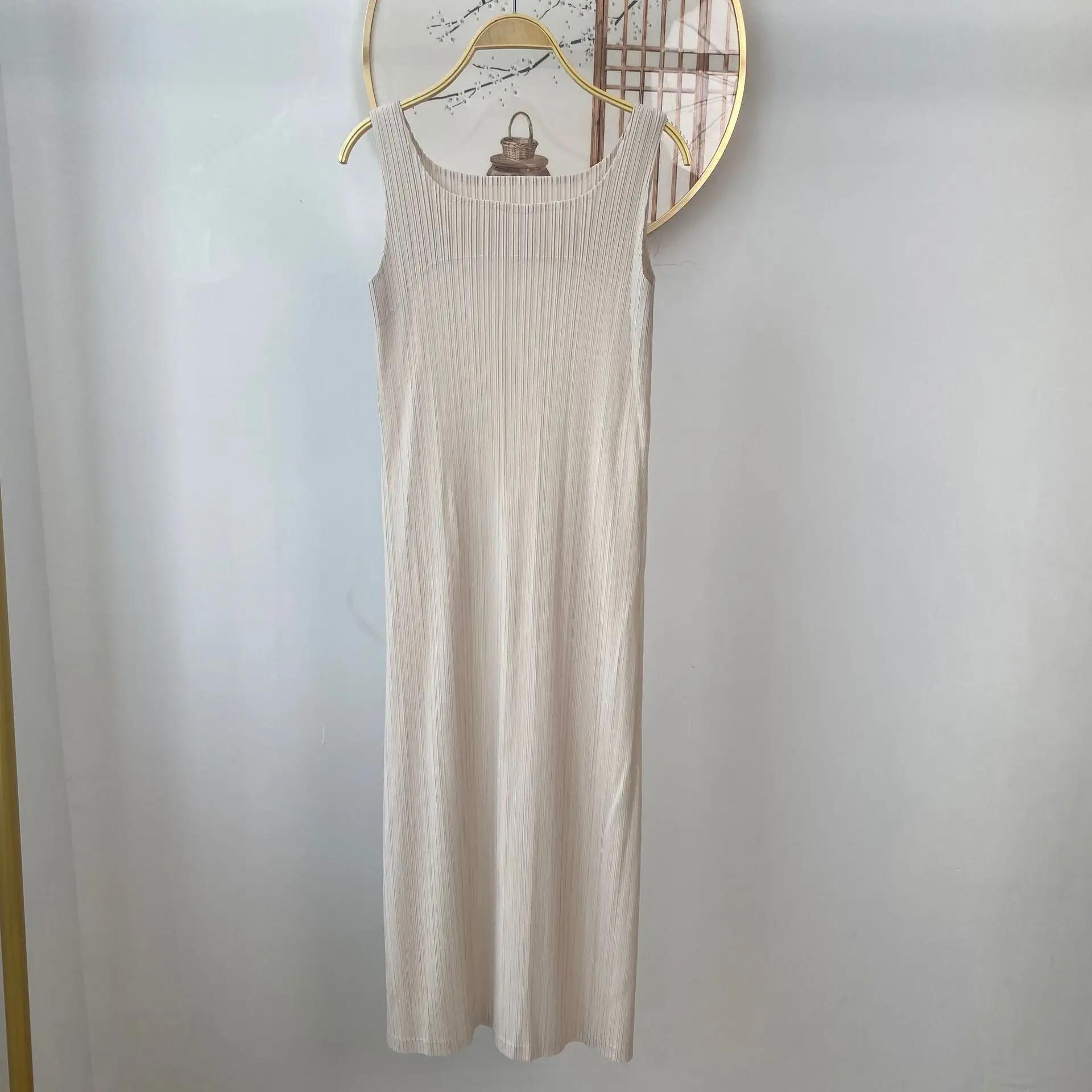 Keshangyi Đầm peplum khí chất xếp li áo yếm không tay cổ vuông Đầm tank đi làm phụ nữ thanh lịch