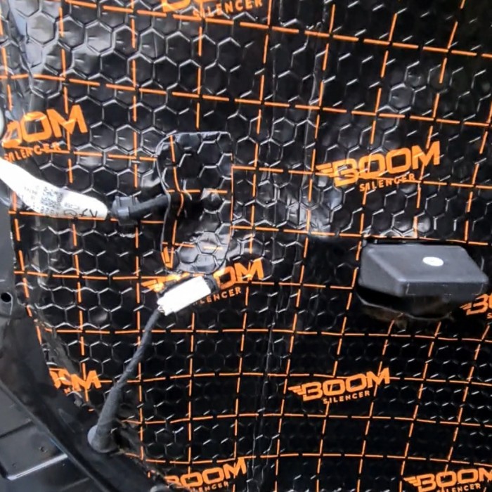 PROMO- | PAKET PEREDAM SUARA MOBIL | BUAT MOBILMU SANGAT KEDAP DAN NYAMAN | - Thương hiệu Lainnya Giá 5,940,000 Đồng*Miễn phí vận chuyển