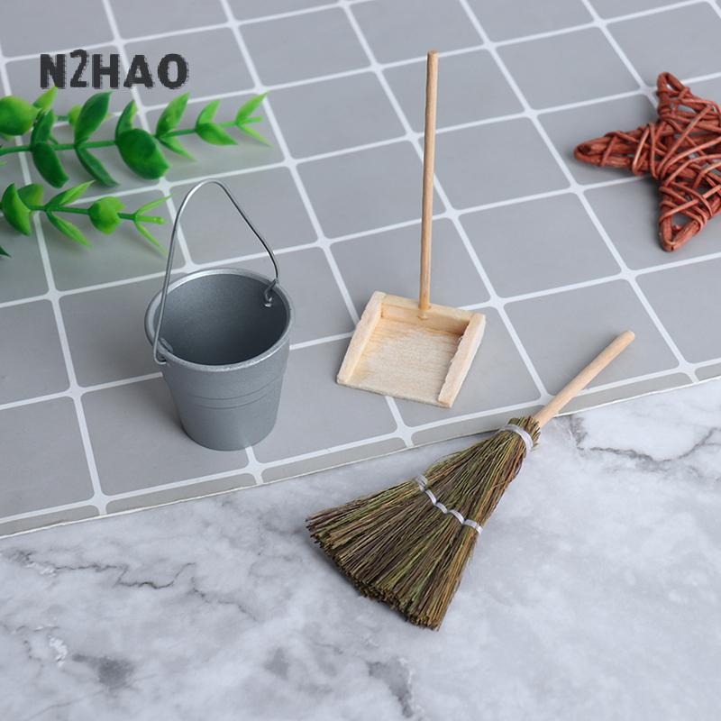 XUNYU4 3 cái bộ 1:12 Dollhouse thu nhỏ chổi xô rác xẻng búp bê phụ kiện