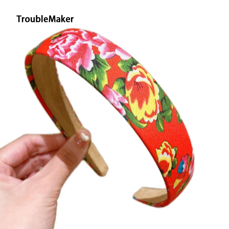 TroubleMaker Creative floral headbands with a warm New Year style, as a gift for girls ราคา 12 บาท*ส่งฟรี