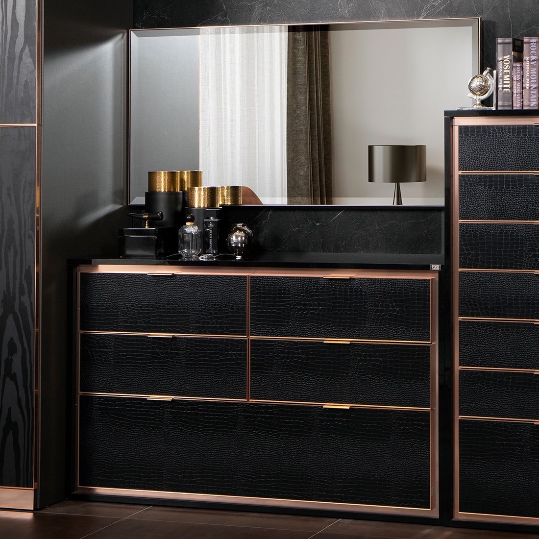 SB Design Square POSH ATELIER โต๊ะเครื่องแป้ง ขนาด 120 ซม. รุ่น Adrina (120x45x75 ซม.) ราคา 25,900 บาท*ส่งฟรี