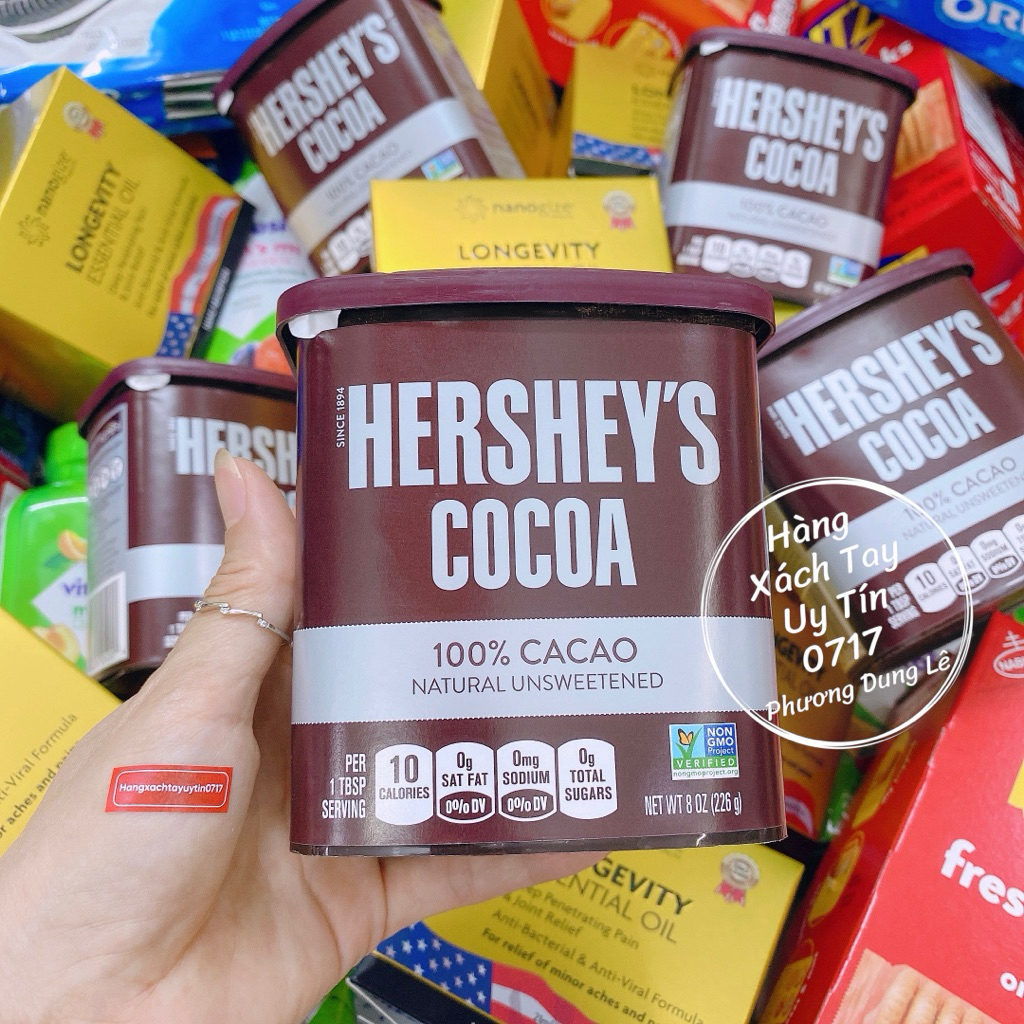 (1 Hũ) 226g bột cacao Hershey's nguyên chất không đường hàng chuẩn Mỹ Hershey's cocoa natural unsweetened - được làm bằng Cacao nguyên chất 1.0.0% không pha trộn,là một món chủ lực trong mọi khẩu phần ăn uống của gia đình