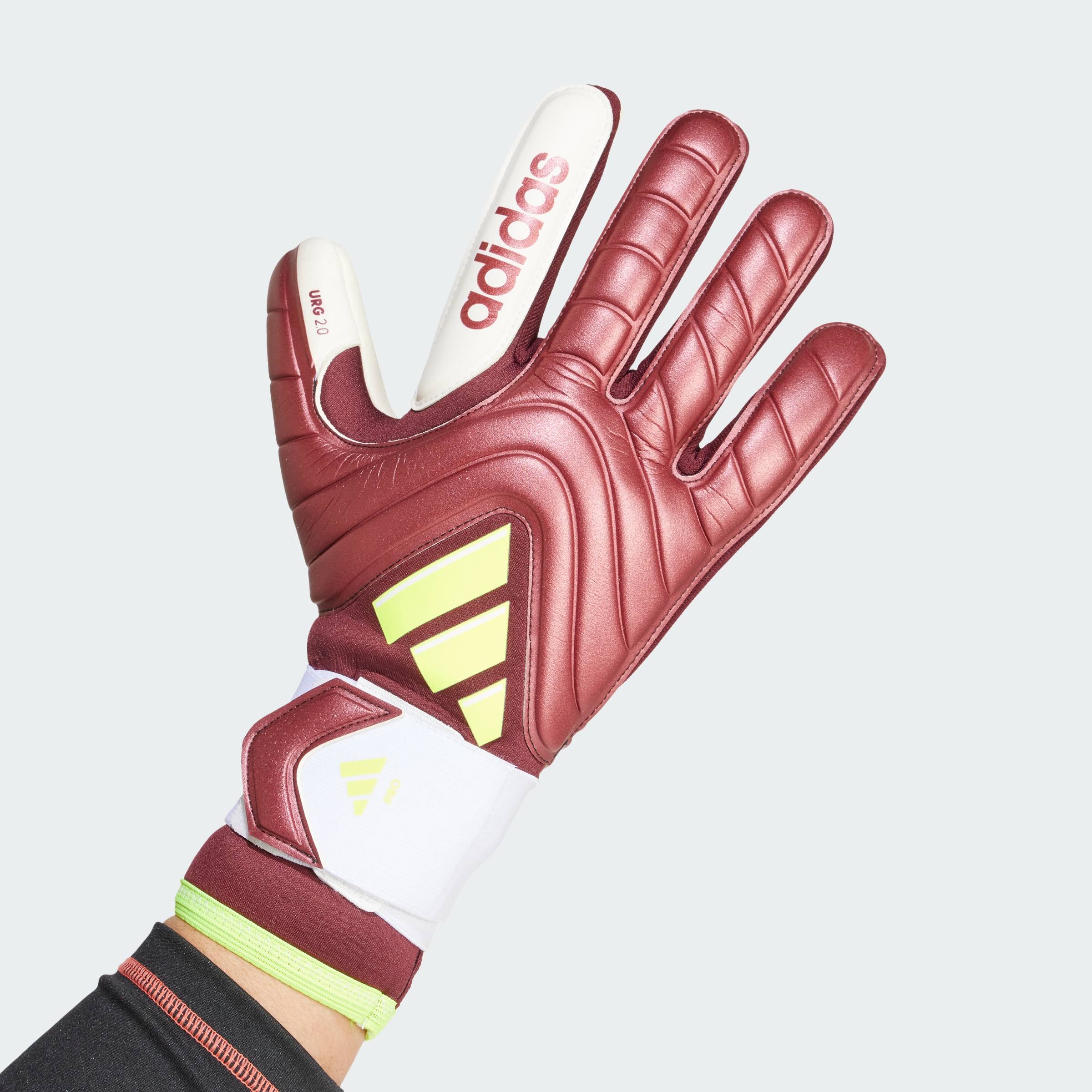 adidas Football Copa Pro Goalkeeper Gloves Unisex Burgundy IQ4014 ราคา 4,300 บาท*ส่งฟรี