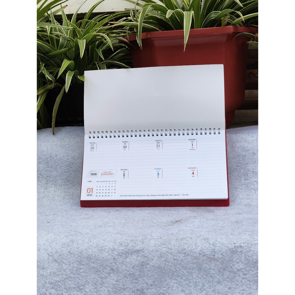 Lịch Để Bàn 2026 KÍCH THƯỚC 28*13CM 53 Tuần - Đế Nhựa Có Lò Xo VĂN LANG (LAD Triduc)