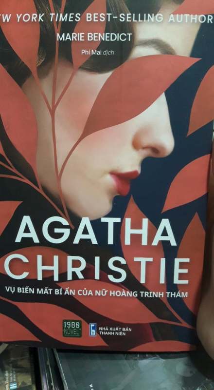 Sách - Agatha Christie - Vụ biến mất bí ẩn của nữ hoàng trinh thám - Marie Benedict