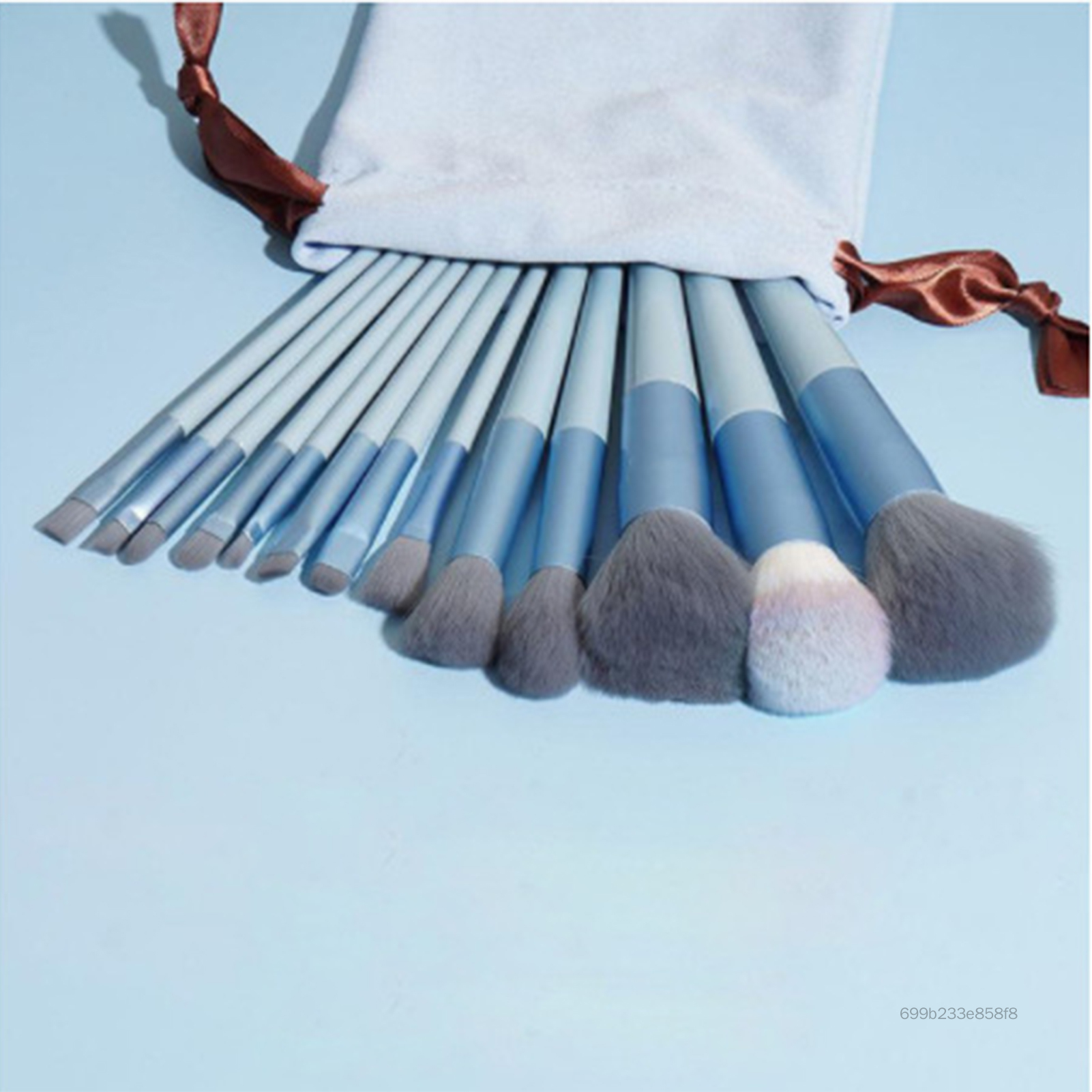 13 cái Mỹ phẩm Brush Set Eyeshadow Foundation Phụ nữ Mỹ phẩm Brush Eyeshadow Blush Beauty Soft Makeup Kit QR-VN - 2
