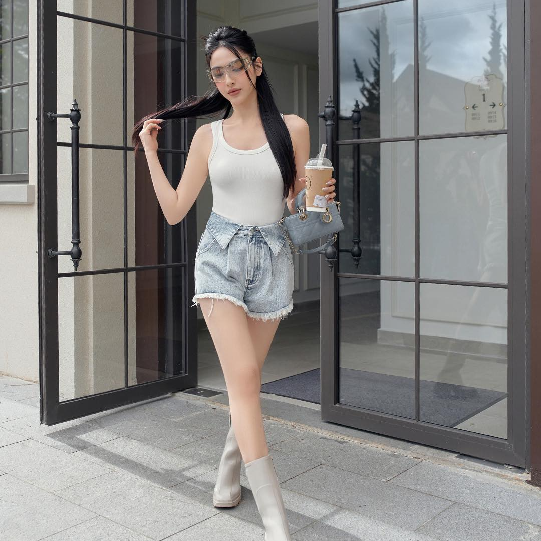 Quần short jean lưng lật cocobebe