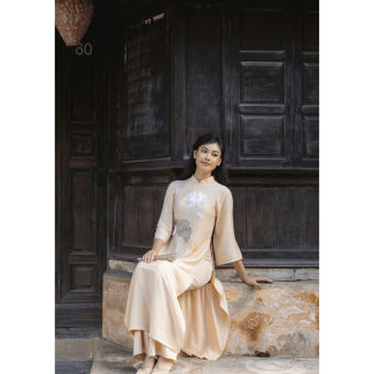 Áo Dài suông chất liệu linen tơ thêu hoa nổi - Be | Hà Cúc