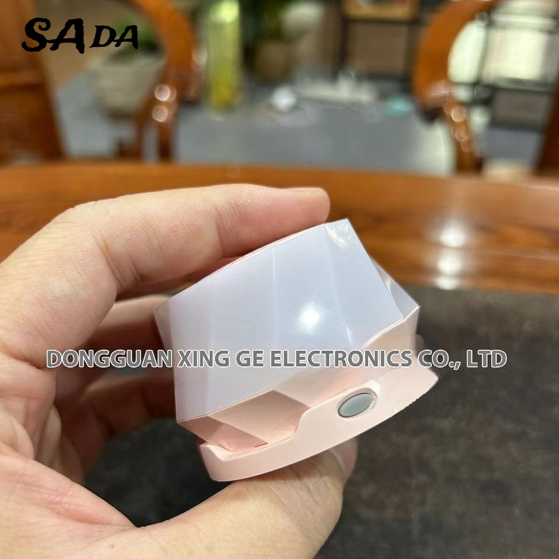 SADA Bluetooth speaker RGB colorful light TWS night light small speaker light ราคา 399 บาท*ส่งฟรี