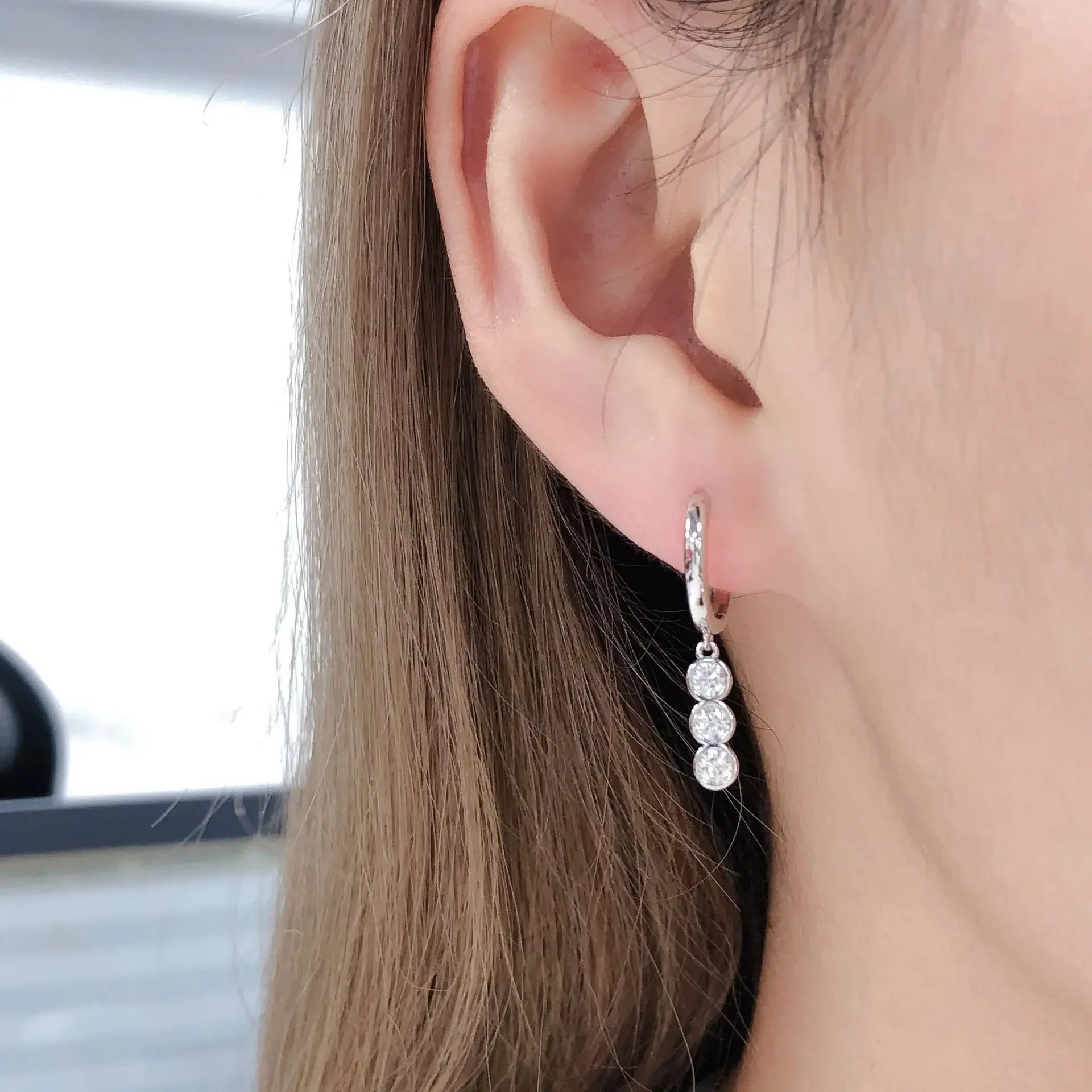 Solid 14K White Gold AU585 Platinum PT950 Tassel Design Earrings Buckle Women Moissanite Fashion Earrings · v3
