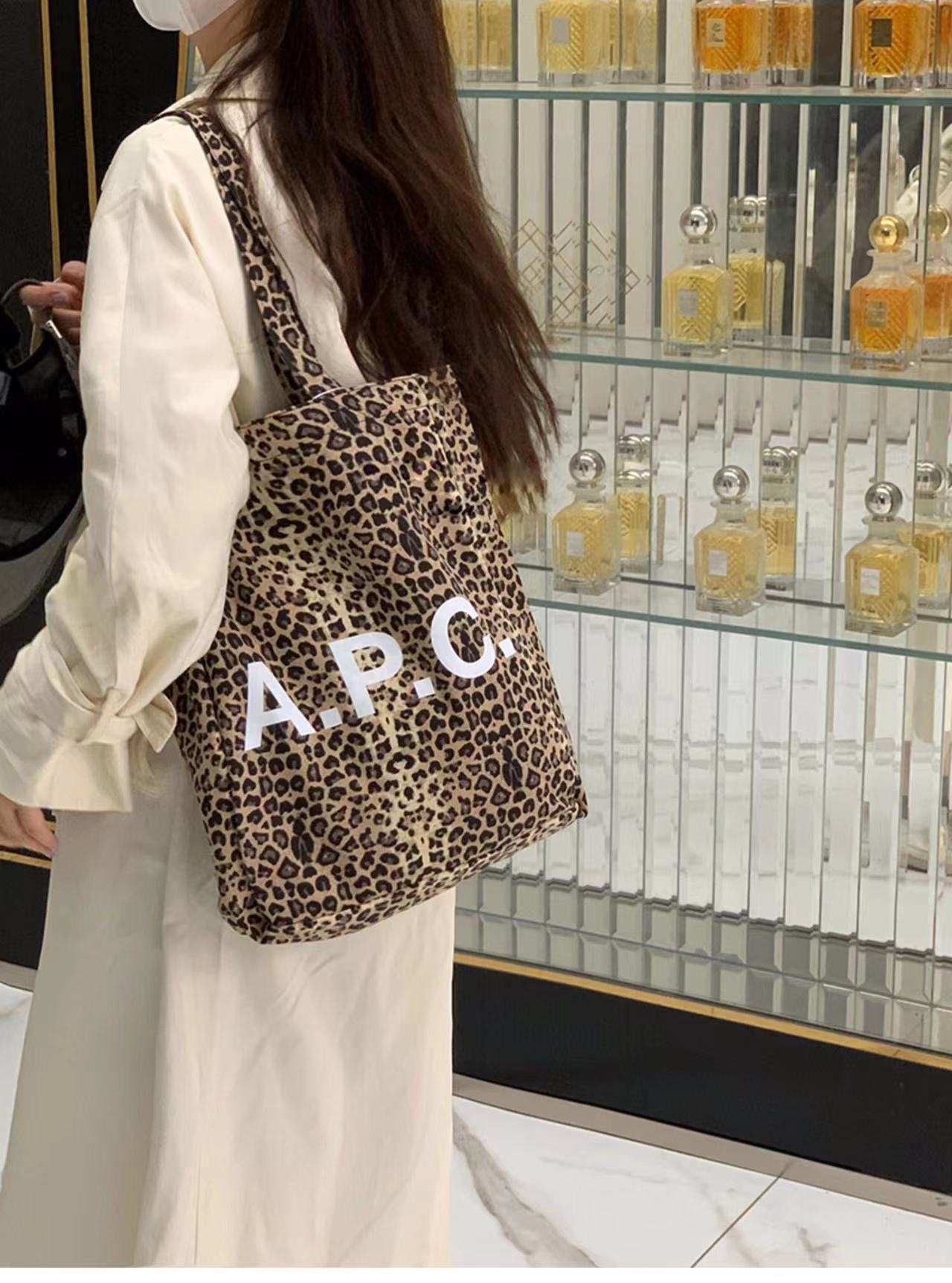 A.P.C. - Logo-Print Cotton-Corduroy Tote Bag - Green A.P.C.