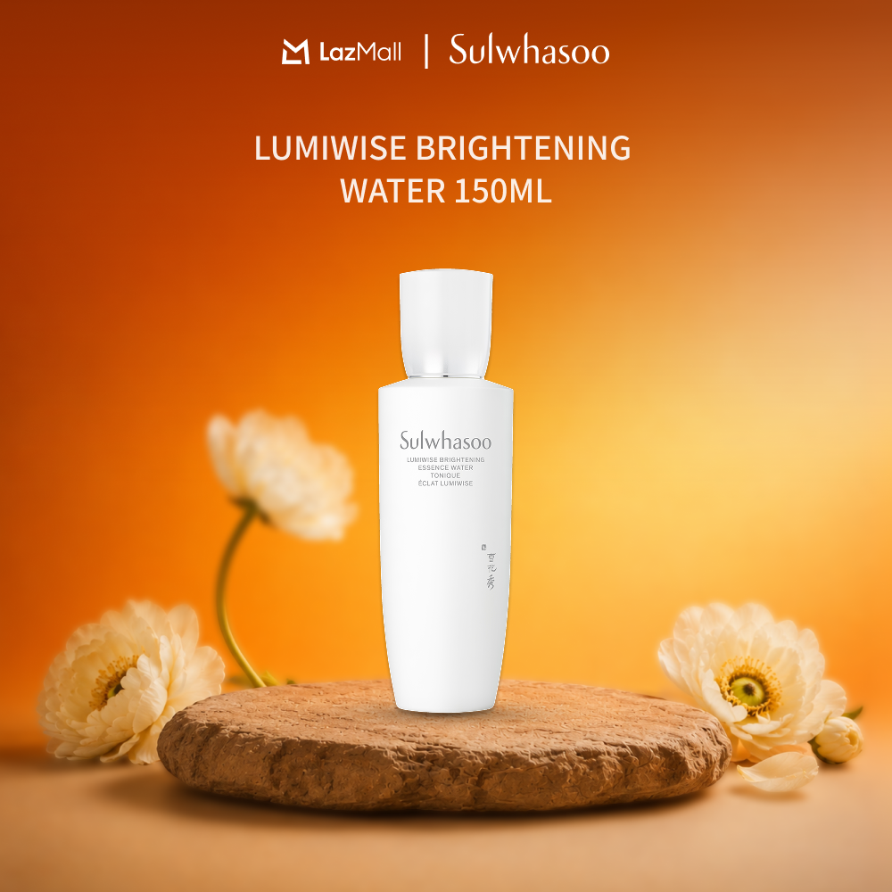 Sulwhasoo Lumiwise Brightening Water 150ml Essence Toner Helps to Make the Skin Smooth and Radiant. ราคา 2,600 บาท*ส่งฟรี