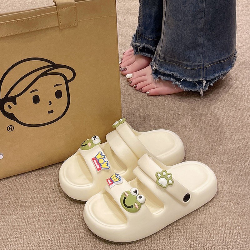 Dép Sandal Nữ Dép Quai Hậu Học Sinh Sticker Dễ Thương Chất Liệu Siêu Nhẹ Chống Trơn Trượt TH3979