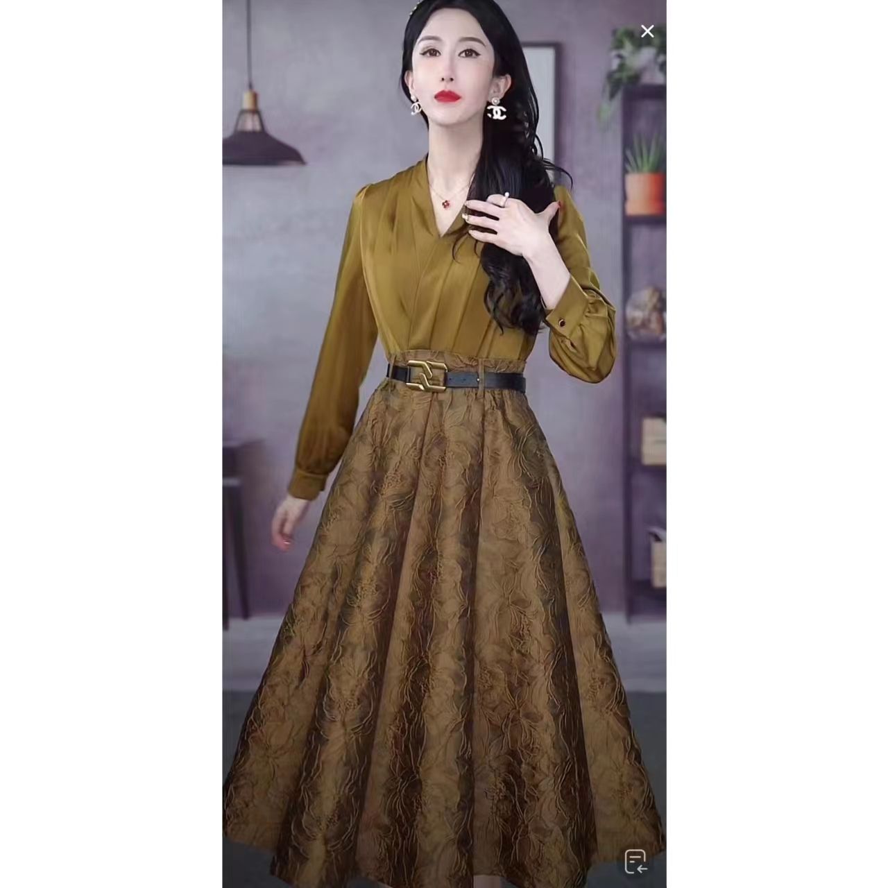 Đầm thời trang khí chất 2023 mùa hè mới mỏng cao áo bằng lụa sa tanh ren Jacquard váy