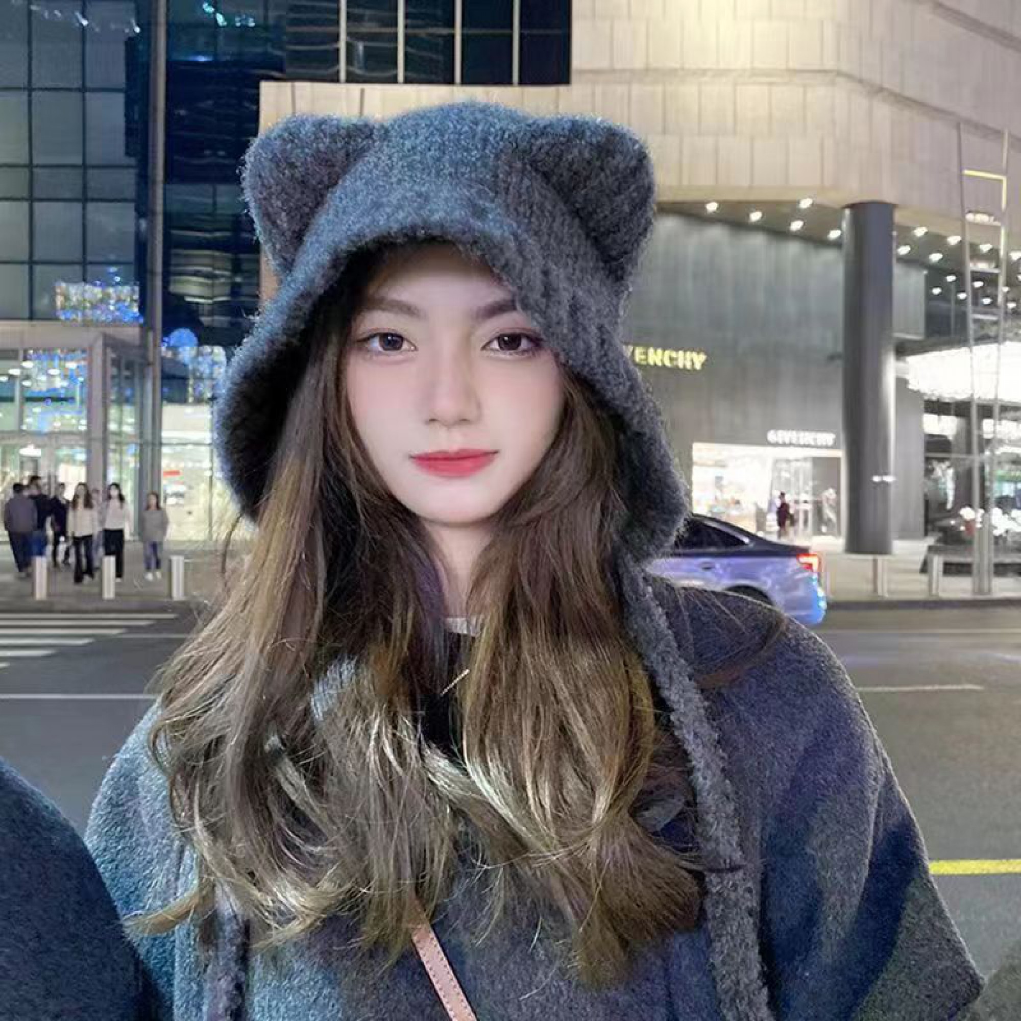 Mũ Gấu Nhỏ Dễ Thương Kiểu Hot 2023 MŨ LEN Bảo Vệ Tai Ấm Áp Mùa Thu Đông Cho Nữ Mũ Dệt Kim Màu Xám Dễ Phối Phong Cách Hàn Quốc Shop lzb031vn