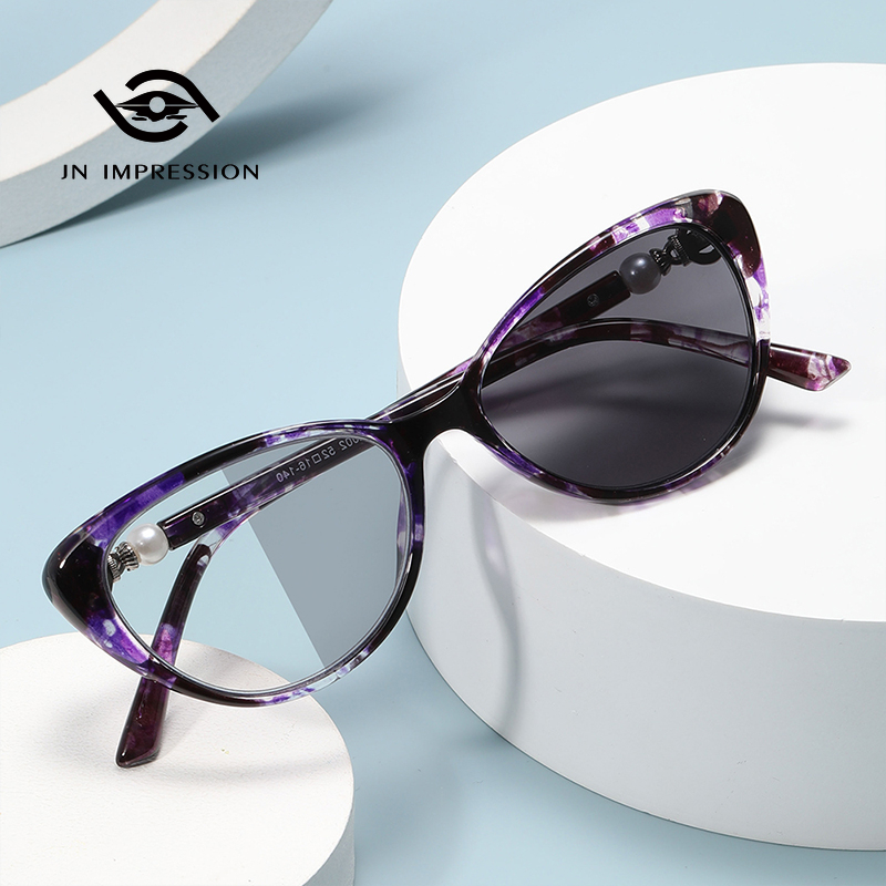 JN IMPRESSION New Multi-focal Anti-blue Light Reading Glasses Photochromic Reading Glasses Smart Zoom Near and Far Dual-purpose Reading Glasses Plus1.0-Plus4.0 ราคา 179 บาท*ส่งฟรี