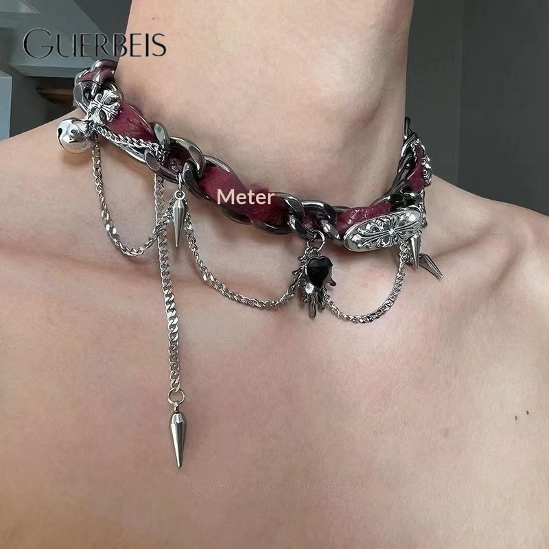 GUERBEIS Y2K Punk Gothic Leather Choker Necklace with Chains and Skull Pendant, Edgy Asymmetric Design for Bold Style ราคา 45 บาท*ส่งฟรี