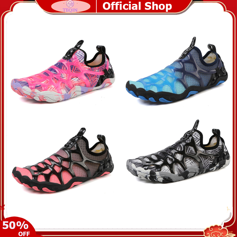 TEQIN IN stock Water Shoes Barefoot Shoes River Tracing Shoes Lightweight River Swim Shoes With Ventilation Holes For Women Men ราคา 466 บาท*ส่งฟรี