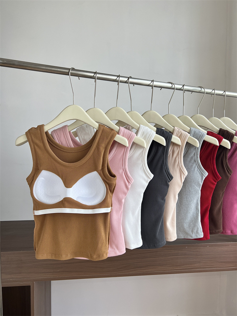 เสื้อกั๊กแขนกุดเปิดหลังผู้หญิง เสื้อทรงเข้ารูปสวมใส่สบาย แขนกุด ไหล่กว้าง มีแผ่นเสริมหน้าอก ราคา 119 บาท*ส่งฟรี