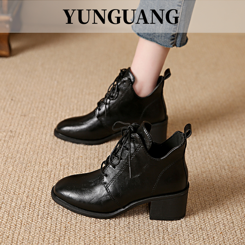 YUNGUANG Giày Da Nữ Giày Cao Gót Giày Martin Mũi Nhọn Gót Nhọn Buộc Dây Giày Bốt Nữ Sành Điệu Dễ Phối Thời Trang Ống Ngắn Gót Cao Vừa Cho Nữ