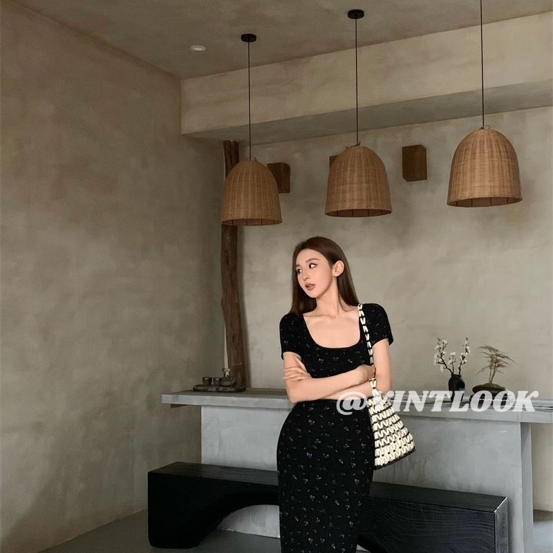 VINTLOOK Elegant Floral Print Square Neck Slim Fit Long Dress for Summer ราคา 141 บาท*ส่งฟรี