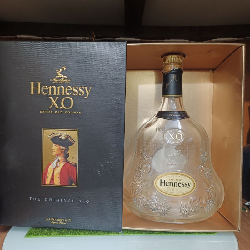 Vỏ chai rượu ngoại Hennessy Xo 1500mL Full Box Xuất xứ Pháp cực chất (chai rỗng)