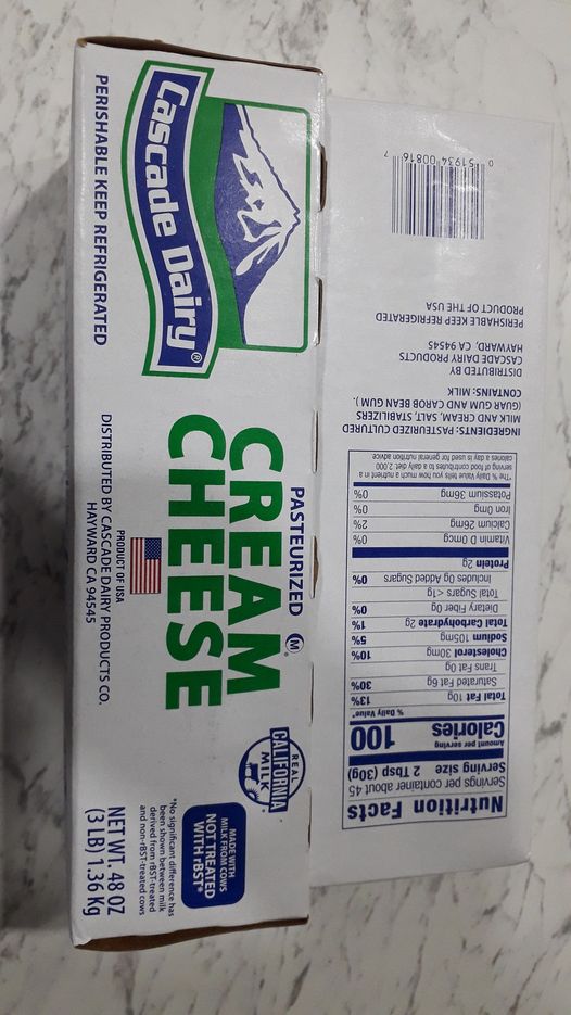Phô mai kem - Cascade Dairy Cream cheese hộp 1.36kg