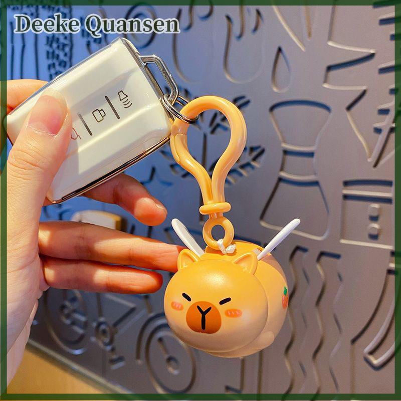 Deeke Sáng tạo vui kéo chuỗi bay capybara Pig búp bê Keychain Túi Mặt dây chuyền quyến rũ xe vòng chìa khóa giải nén đồ chơi cho trẻ em Quà tặng