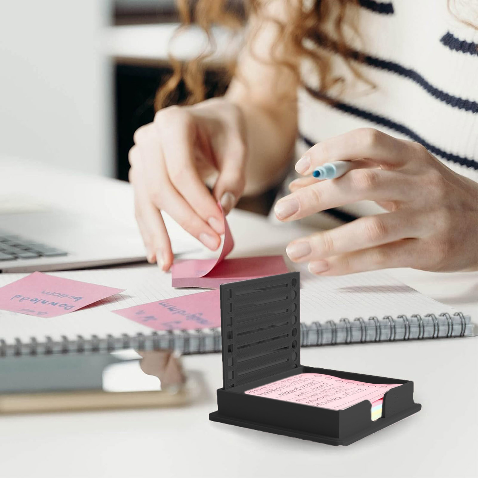 Template Sticky Note Stand Sticky Note Holder 2pcs Sticky Note Dispenser Holders with Stencil Durable Smooth Edge Multifunctional Ideal