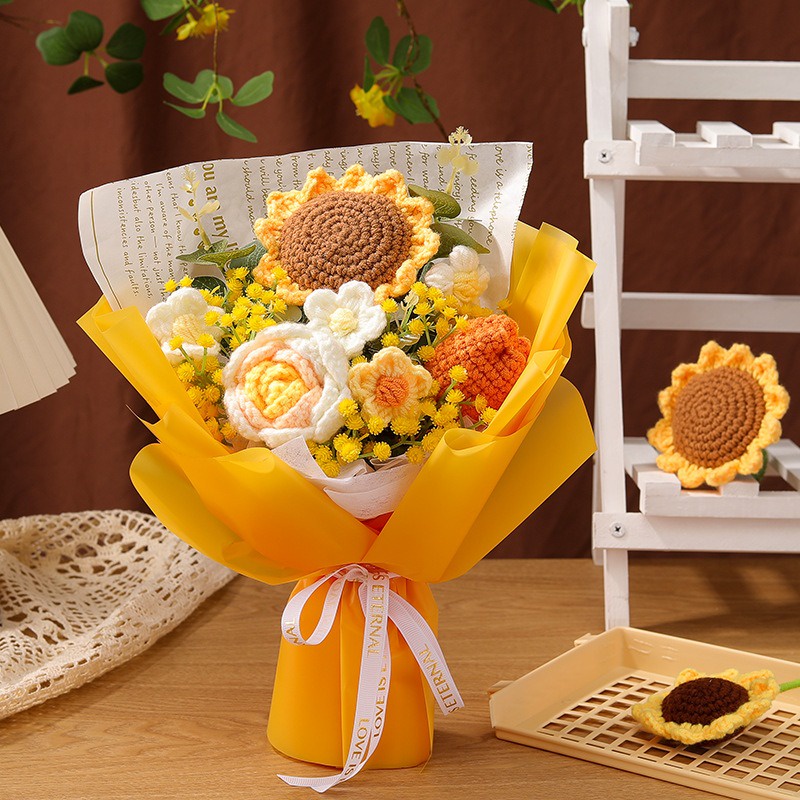 DIY Knitting Bouquet Rose Flower Bouquet Tulip Hand Knitted Fake