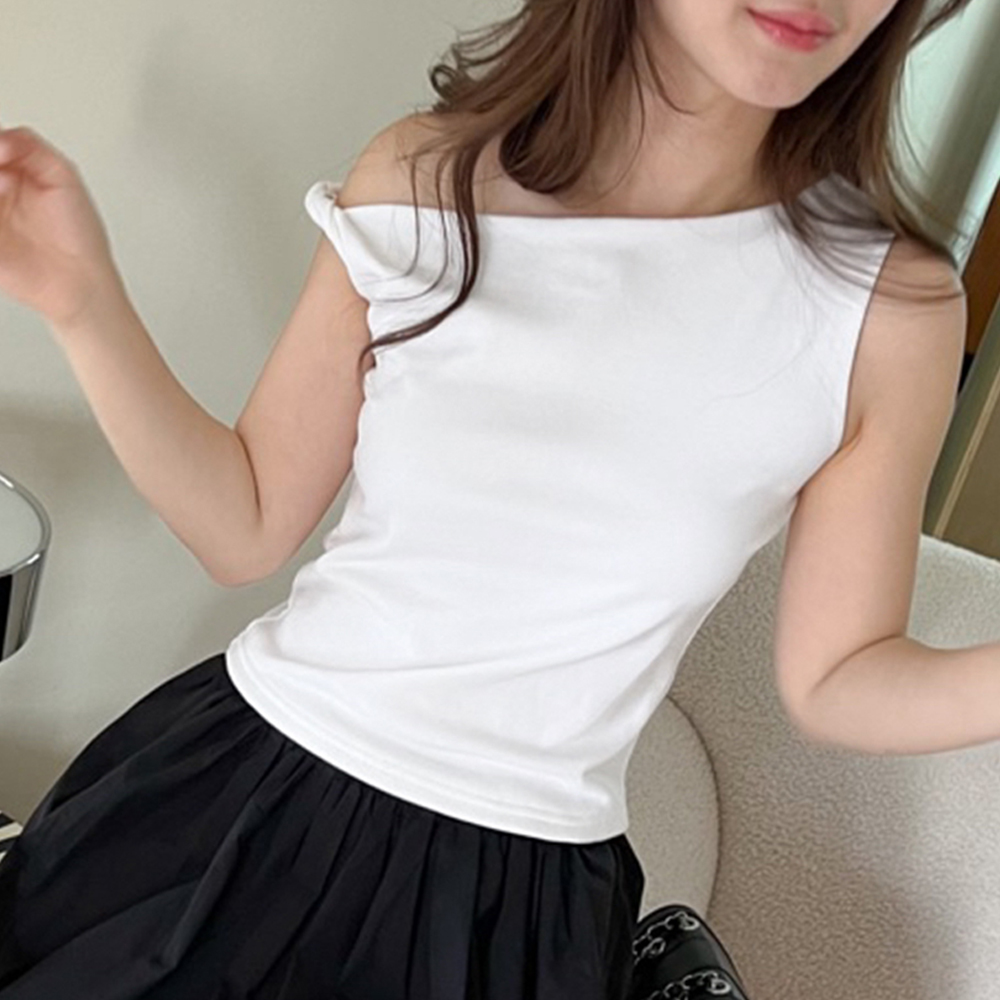 Closet Crush เสื้อปาดไหล่เดี่ยว ใส่ถ่ายรูป สีขาว สีชมพู ราคา 81 บาท*ส่งฟรี