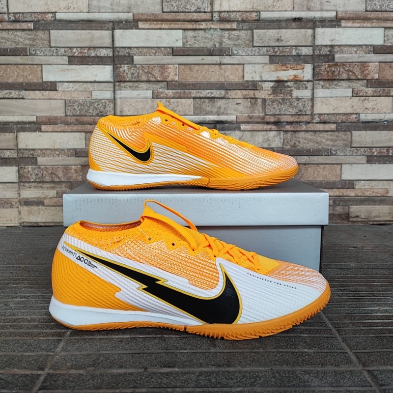 harga sepatu futsal nike mercurial vapor xii