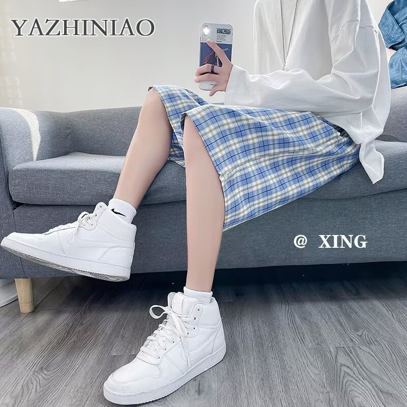 YAZHINIAO Men's casual shorts loose and straight fashionable plaid shorts