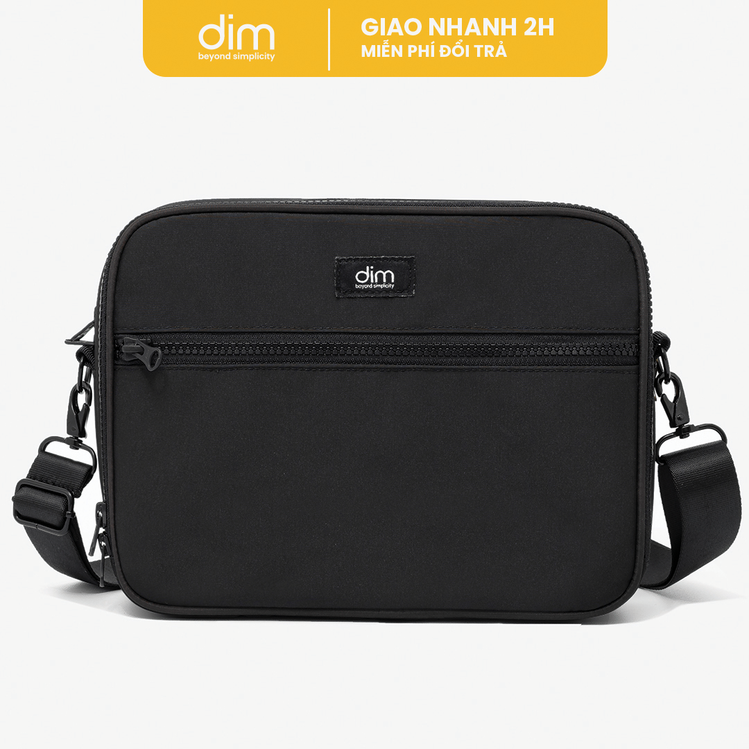 Túi đeo chéo đựng Ipad DIM Casual Bag - Chất liệu chống thấm nước