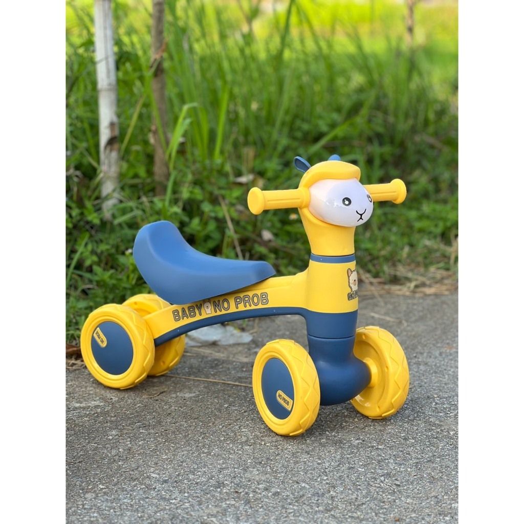 Xe đạp 3 bánh gấu Panda 5188 có nhạc có đèn cho bé