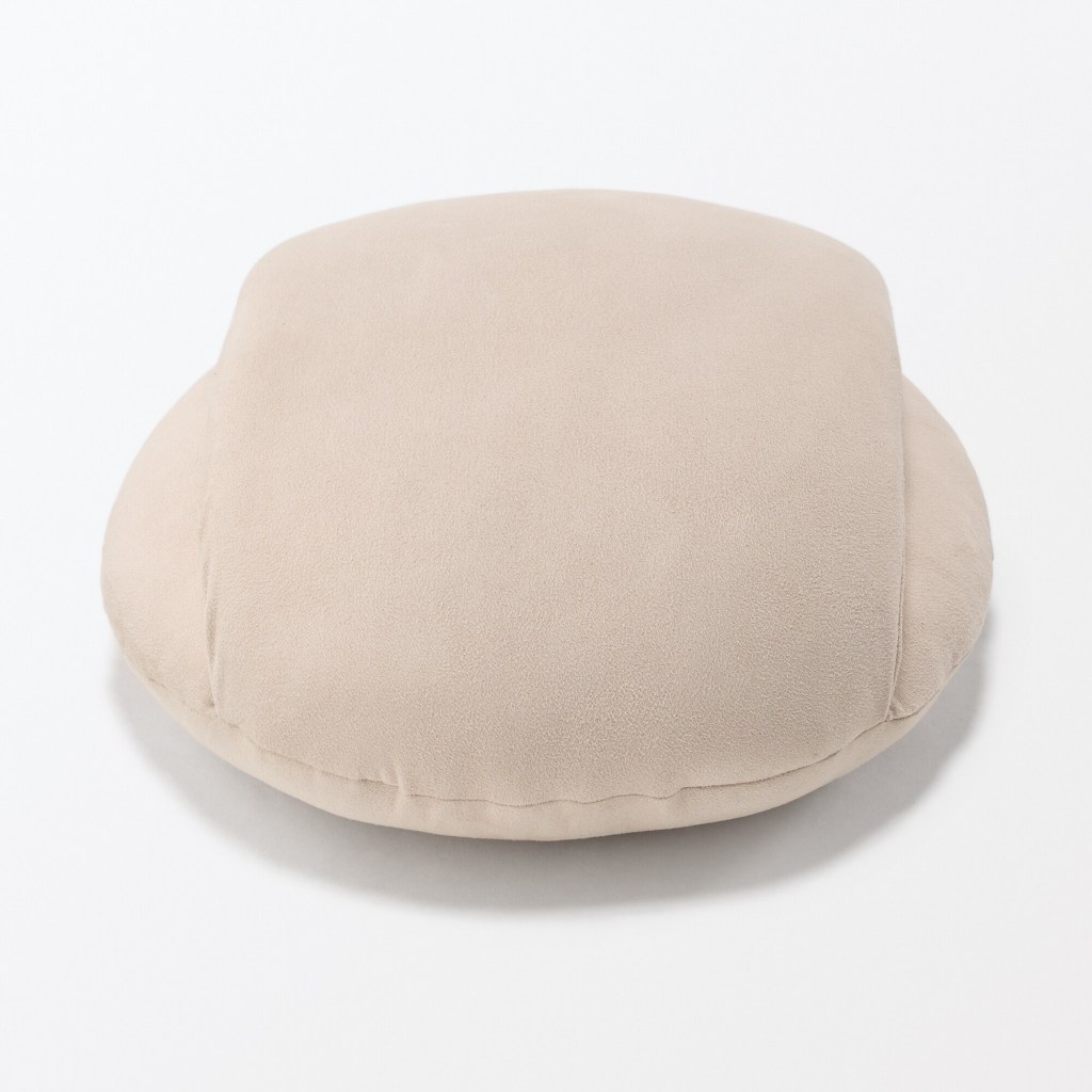 Ready stock🇲🇾[NEW ARRIVAL] MUJI Soft Cushion For Nap 35*44*22cm (25ss)