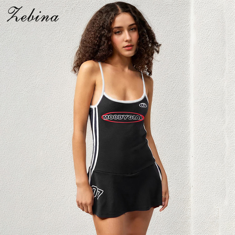 Zebina Kai Si Ke American street casual style letter print striped stitching suspender tennis skirt ราคา 345 บาท*ส่งฟรี