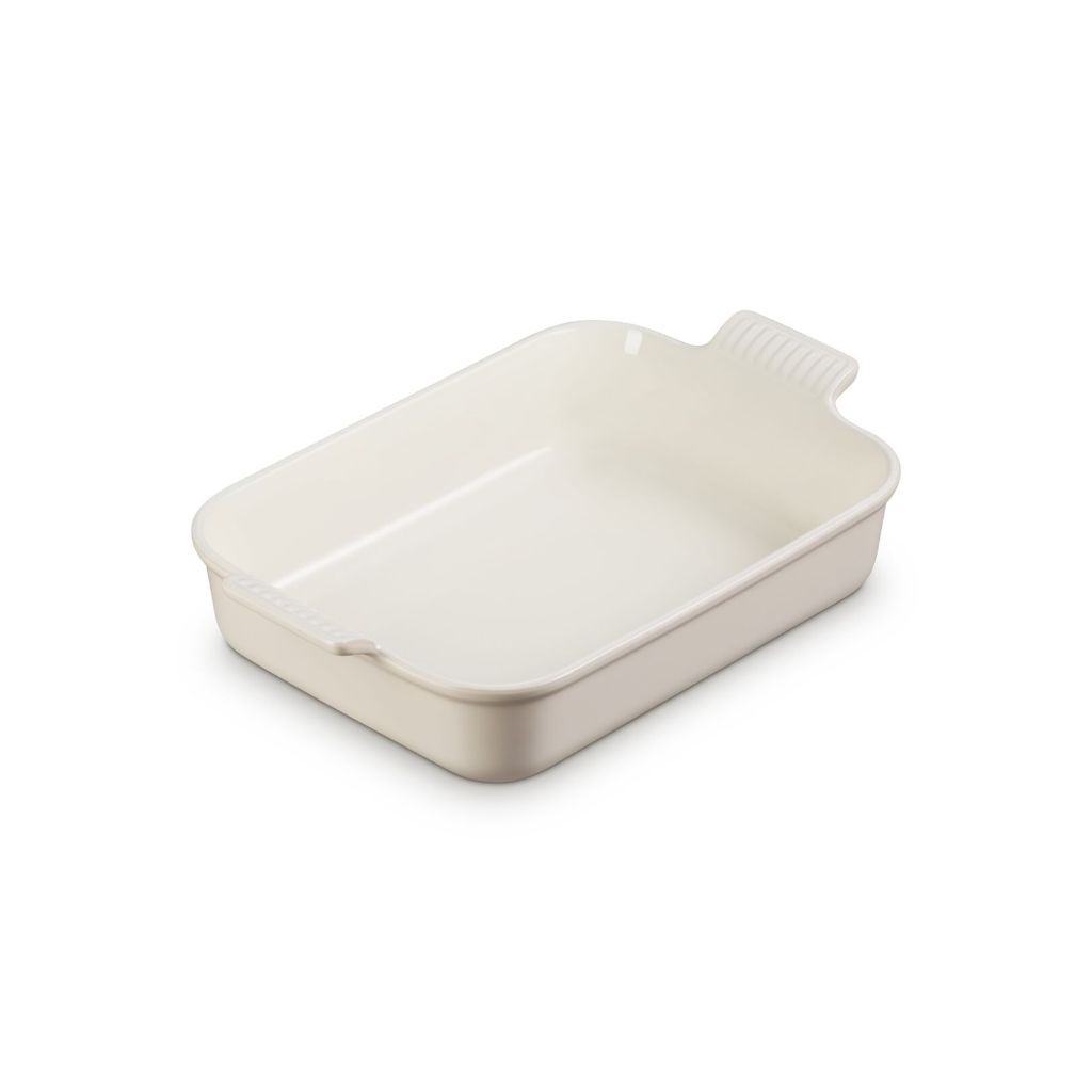 ถาดสำหรับทำขนม ขนาด 32cm สีบียอช เกรดB Heritage 32cm Rectangular Baking Dish (B) Brioche ราคา 1,900 บาท*ส่งฟรี