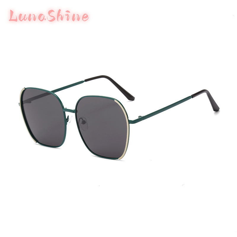 LunaShine Summer New Women's Metal Sunglasses Square Design UV-Proof Fashion Sunglasses Suitable for Outdoor Scenes Such as Travel, Cycling and Driving ราคา 51 บาท*ส่งฟรี
