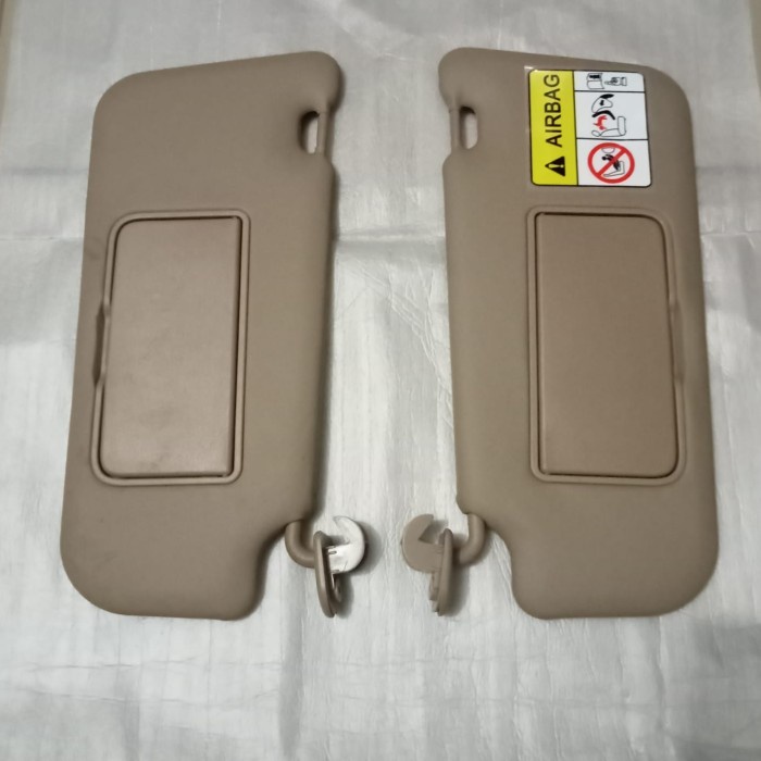 sunvisor mobil wuling original asli ori kode part ready stock - satuan/1pcs Harga 105,000 rupiah*Gratis Ongkir