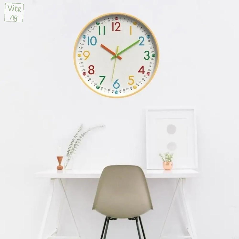 VITANG Đầy màu sắc Đồng hồ treo tường số Nhựa Không có tiếng tích tắc Đồng hồ thạch anh Dễ đọc 12 inch Đồng hồ điện tử im lặng Trang trí văn phòng tại nhà