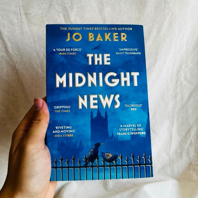 Sách - Tiểu thuyết tiếng Anh - The Midnight News