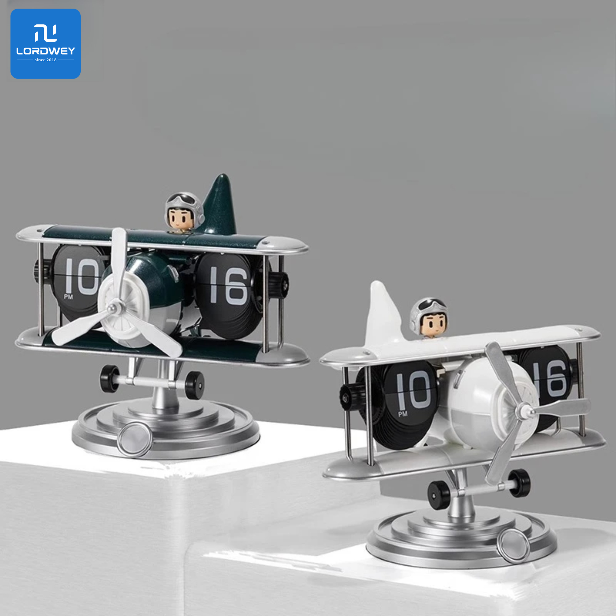LORDWEY | Airplane Flip Clock Unique Aviation Themed Desk Decor Creative Birthday Gift for Men Living Room Study Room Propeller Desk Clock ราคา 2,689 บาท*ส่งฟรี